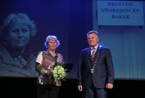 SLAVNOSTNA SEJA IN PODELITEV OBČINSKIH PRIZNANJ 04 JANA SKUK  FOTO LJUBO VUKELIČ
